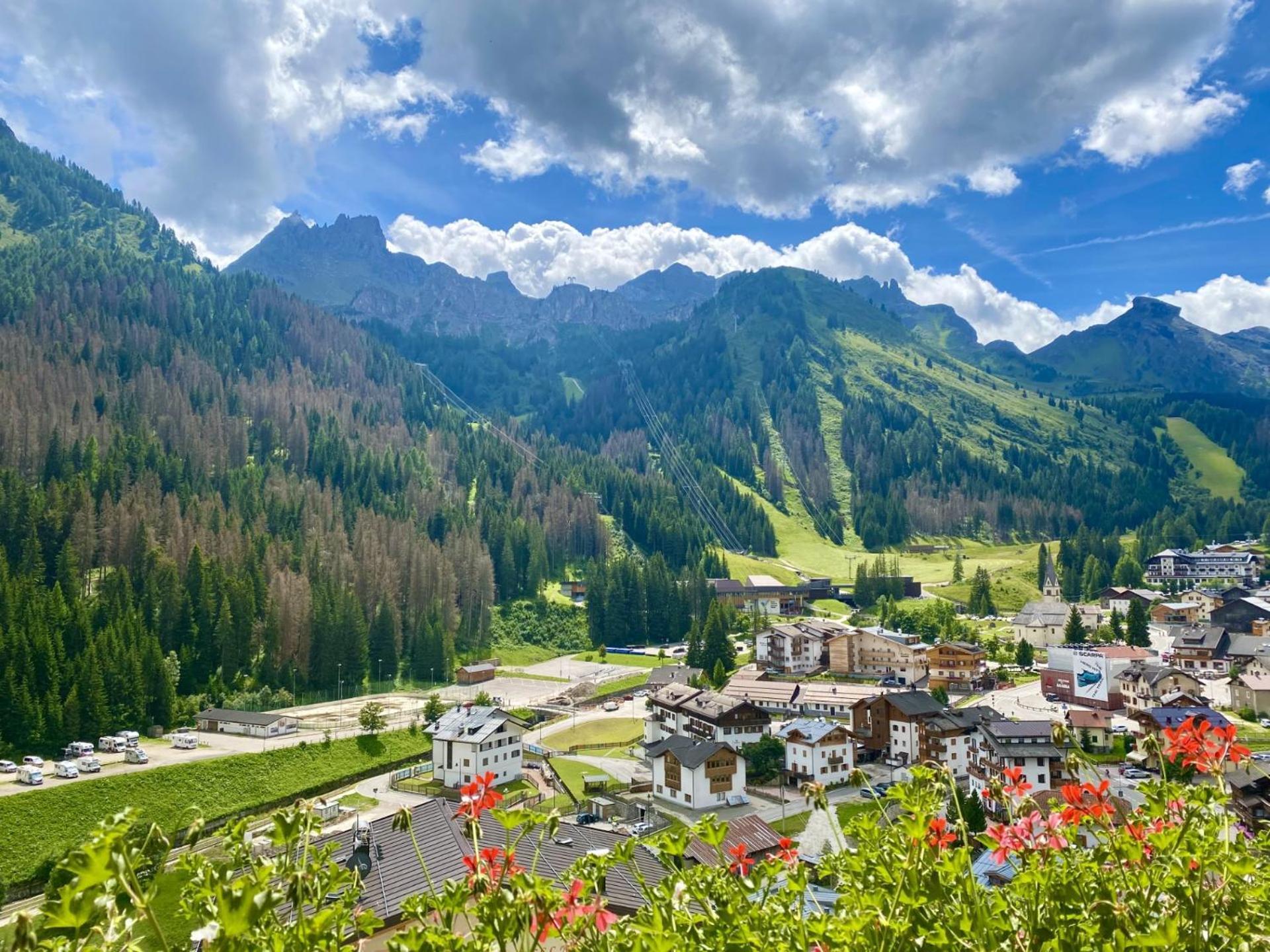 Dolomites Base Camp Hotel Olympia Arabba Exterior photo